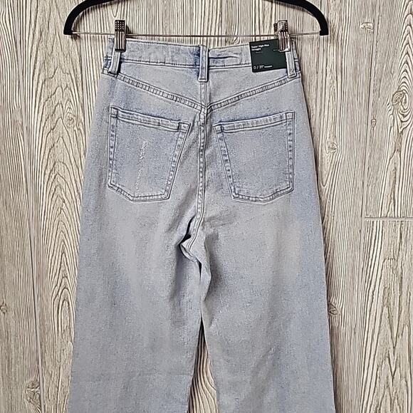 Wild Fable Super High Rise Straight Light Wash Distressed Jeans Womens 0/31" NEW - Picture 5 of 15